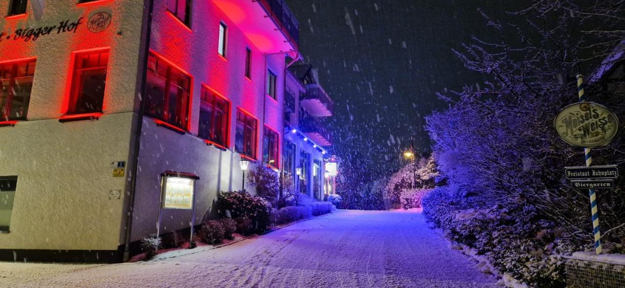 Hotel Bigger Hof - Wirtshaus Platzhirsch Am Jahnplatz Olsberg Exterior photo